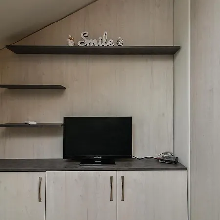 Light And Bright Studio 400 Meters From The Beach Apartment Warna